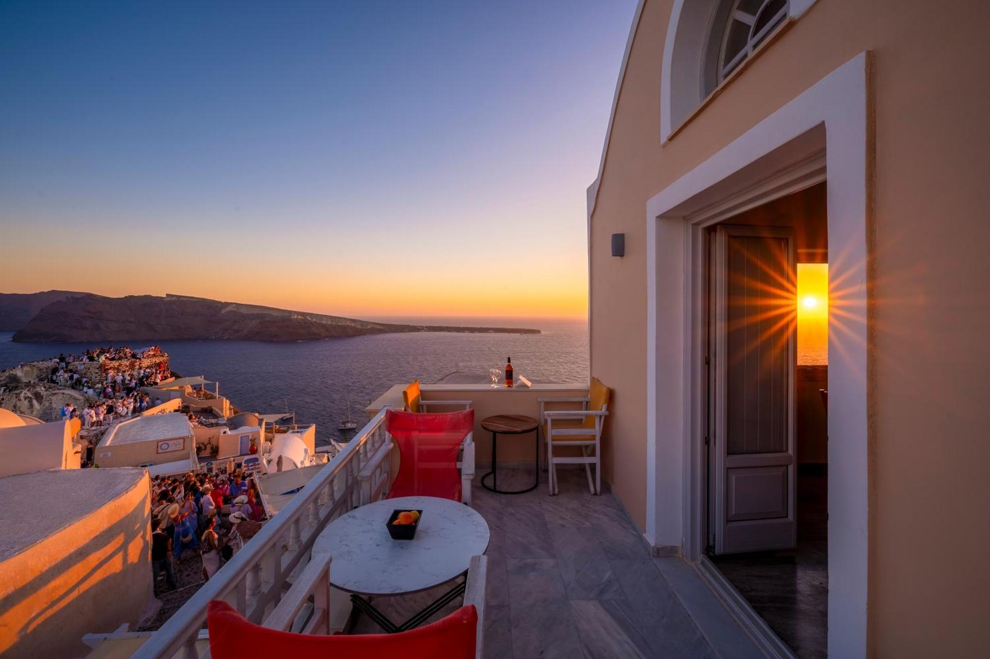 Sole D'Oro Sunset & Caldera View Grand Suite Oía Exteriör bild