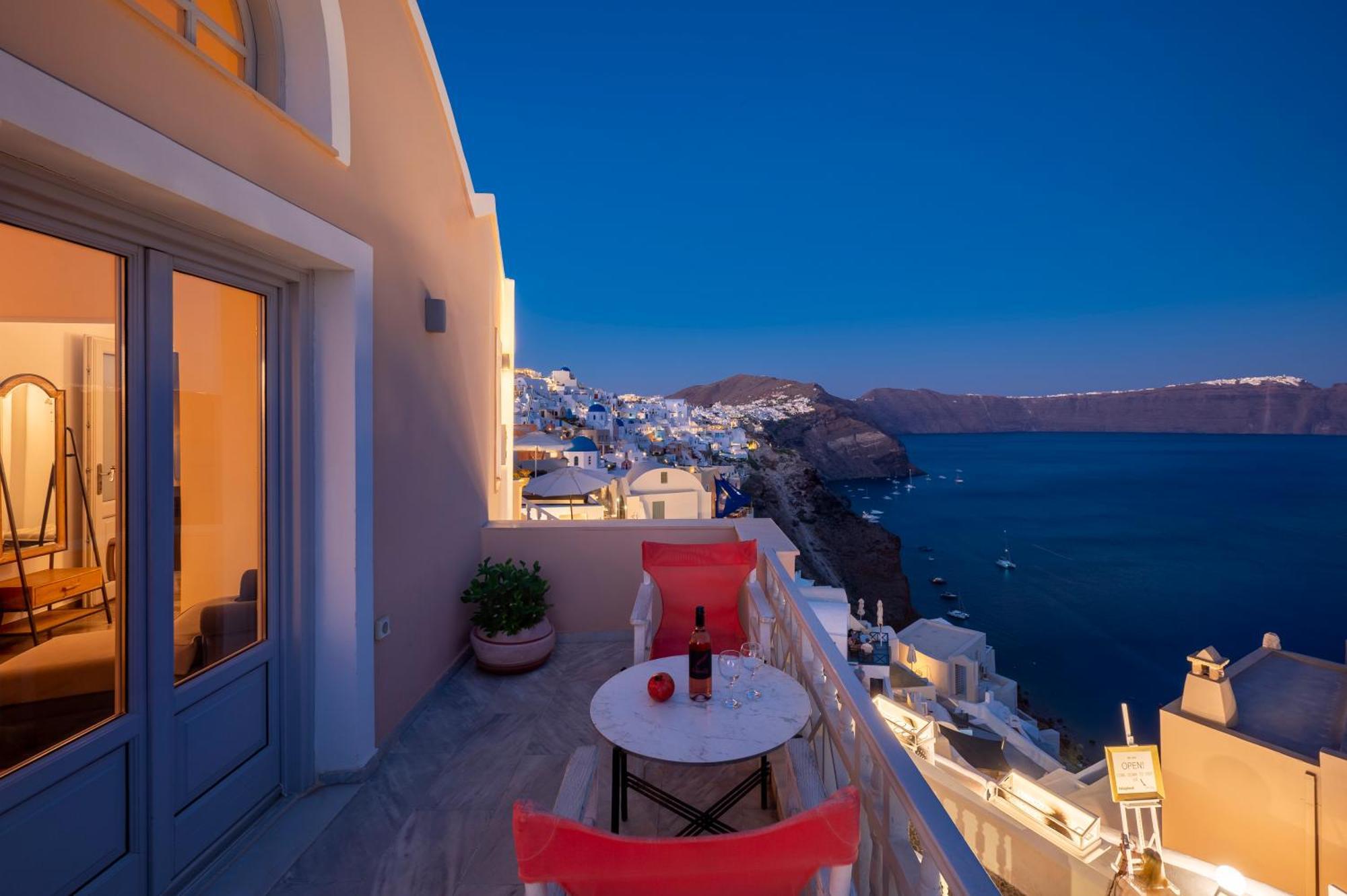 Sole D'Oro Sunset & Caldera View Grand Suite Oía Exteriör bild